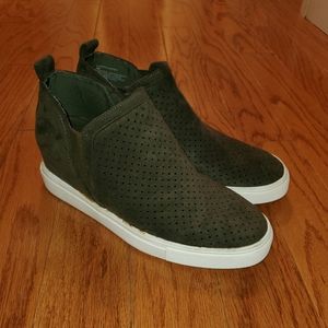 Steven by Steve Madden wedge sneakers